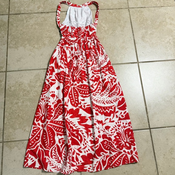 Banana Republic Factory Halter-Neck maxi Dress nwot Banana Republic Factory Halter-Neck maxi Dress nwot